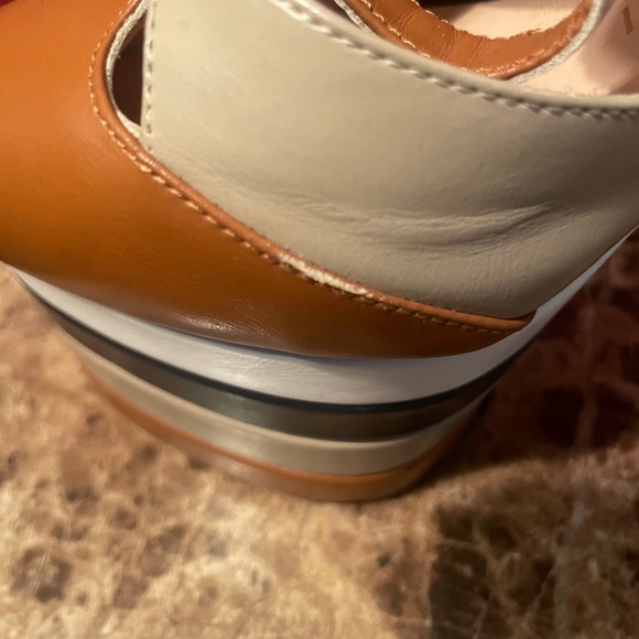 Gucci Angel Platforms Size 5 Brown, Tan, White & Navy Adjustable Ankle Strap - Picture 11 of 14